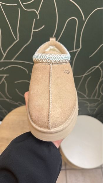 Ugg Tazz Sand taille 38 neuve beige