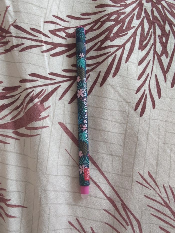 Stylo fleurie legami