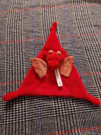 #06 Happy horse - doudou dragon rouge