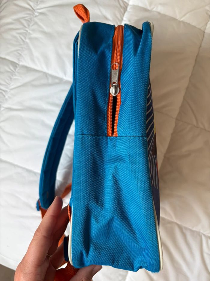 Sac à dos bleu Minion à fermeture orange bon état💙 - photo numéro 5