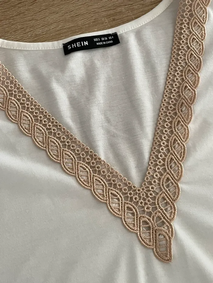 Haut shein blanc - photo numéro 2