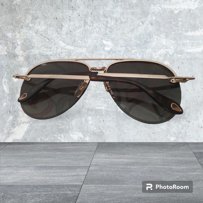 Lunette de soleil givenchy - photo numéro 2
