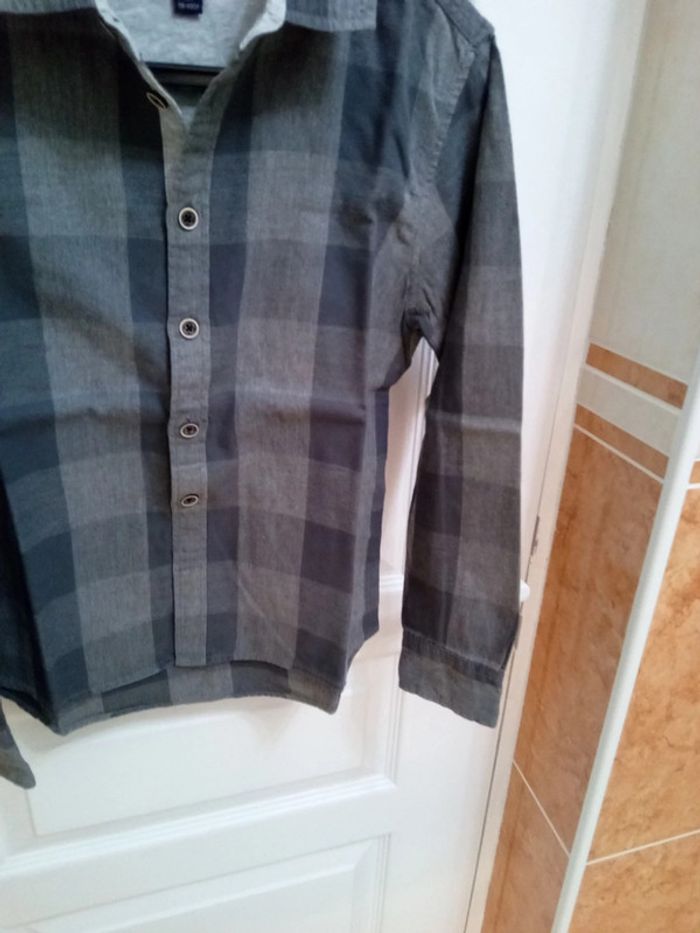 Chemise carreaux T.10 ans - Kiabi - photo numéro 4