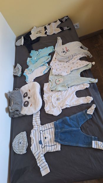 Lot vêtements bébé 3 mois complet