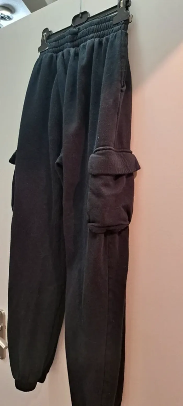 Pantalon de jogging cargo, C&A, taille S - photo numéro 3