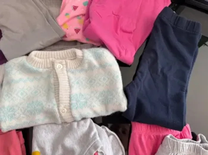 👚👖 lot 18 vêtements - bébé fille - 18-24 mois- toutes marques - 18-24 mois - bon état très bon état - photo numéro 5