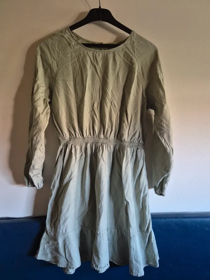Robe manches longues kaki clair