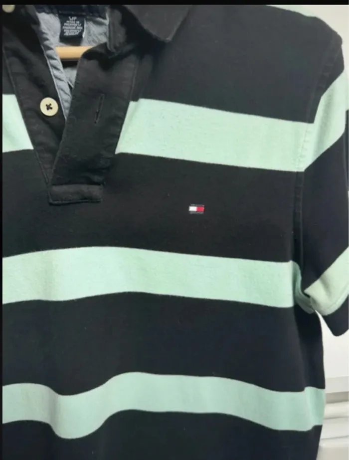 Polo noir et menthe Tommy Hilfiger taille S ou 36 - photo numéro 3