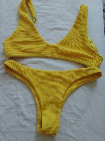 Maillot de bain jaune