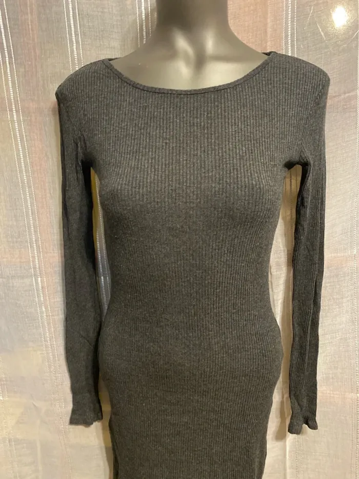 Robe manche longue taille XS - photo numéro 2
