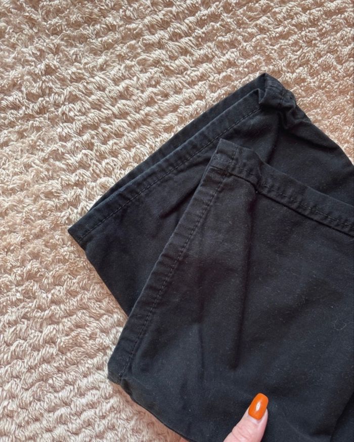 Pantalon TAILLE 32 Bershka - photo numéro 2