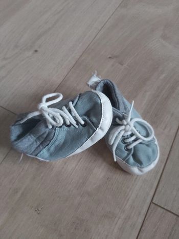 Chaussures/baskets bébé garçon 9/12 mois 11,5cms (78)