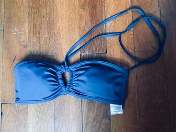 Haut de bikini bleu