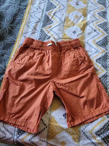 short kiabi 8ans (2e)