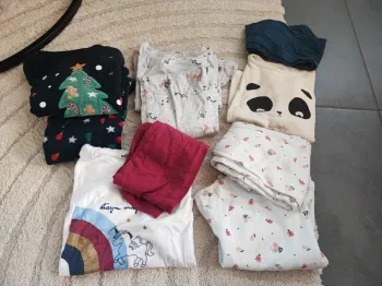 Lot de pyjamas en 3 ans et en 4 ans