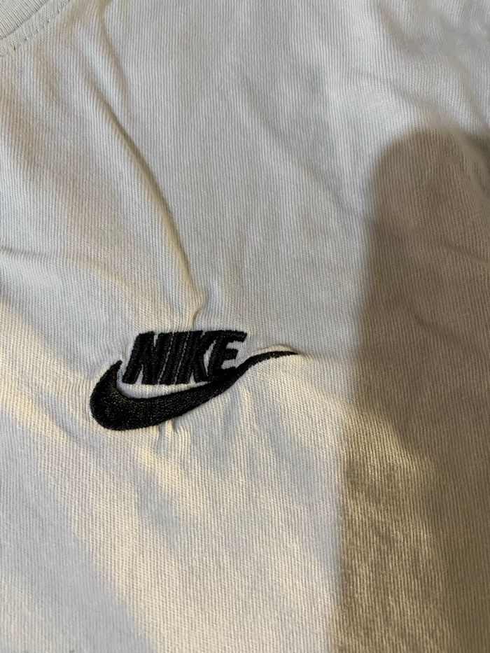 Teeshirt blanc Nike taille S - photo numéro 7