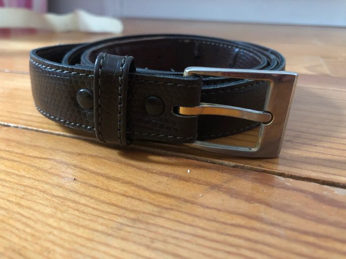 Ceinture marron boucle dorée 100 cm