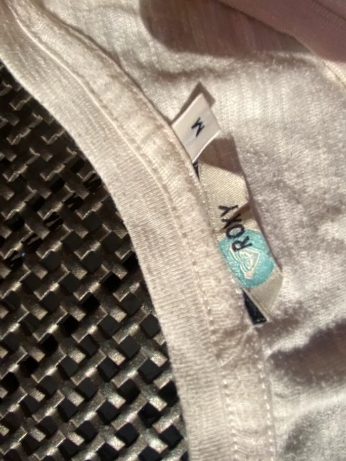 TEE shirt Roxy m ou 38 - photo numéro 8