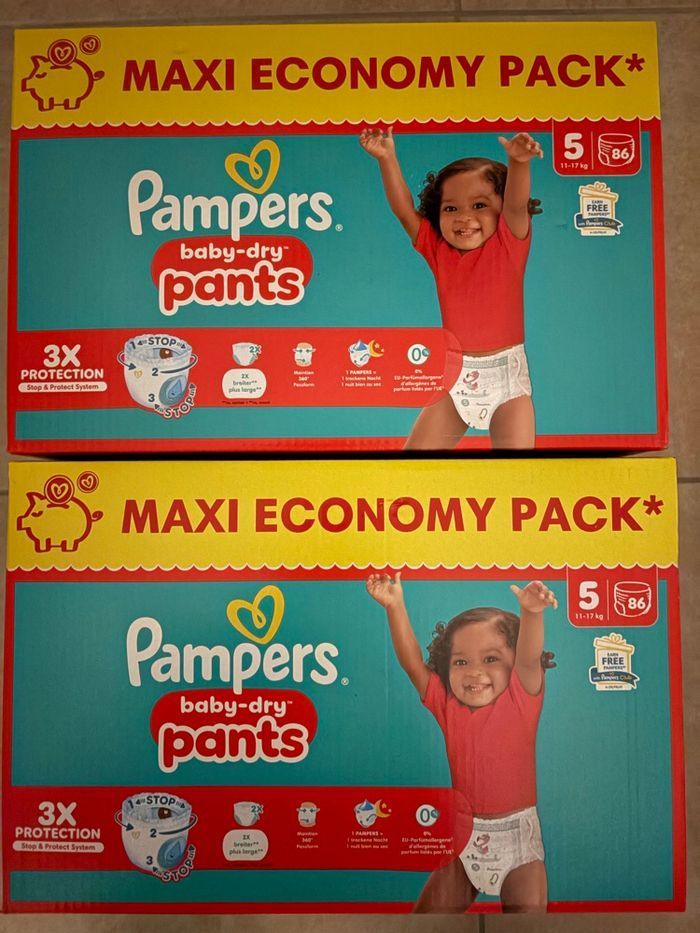 Couches Pampers Taille 5 Neuf