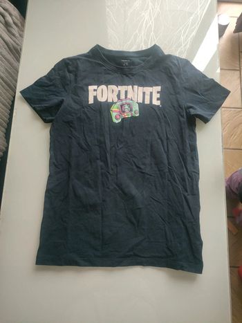 Tee short Fortnite taille 13-14 ans