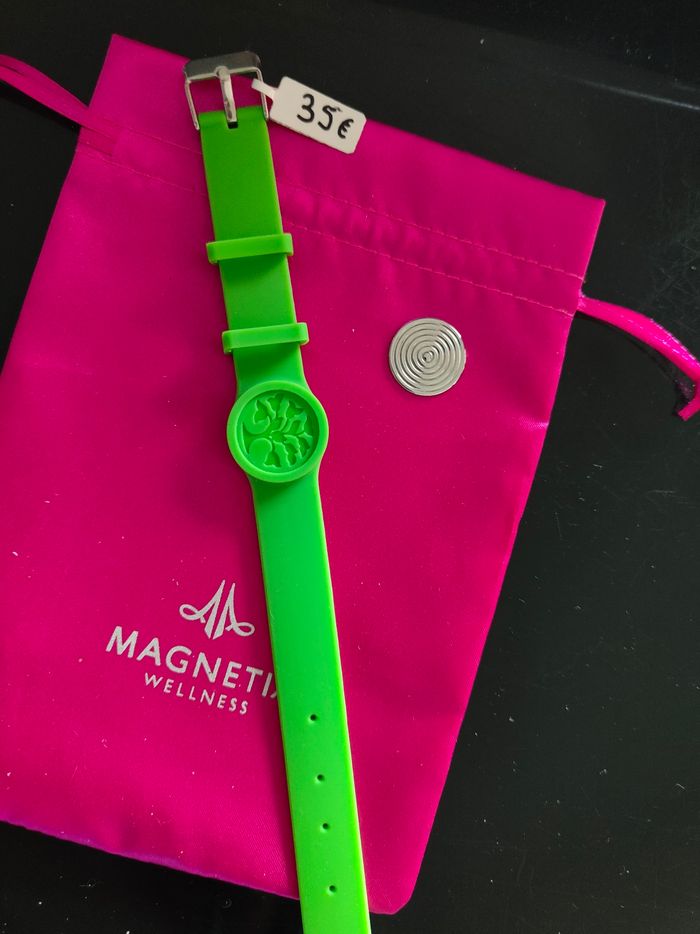 Bracelet magnétique silicone dessin arbre de vie - photo numéro 2