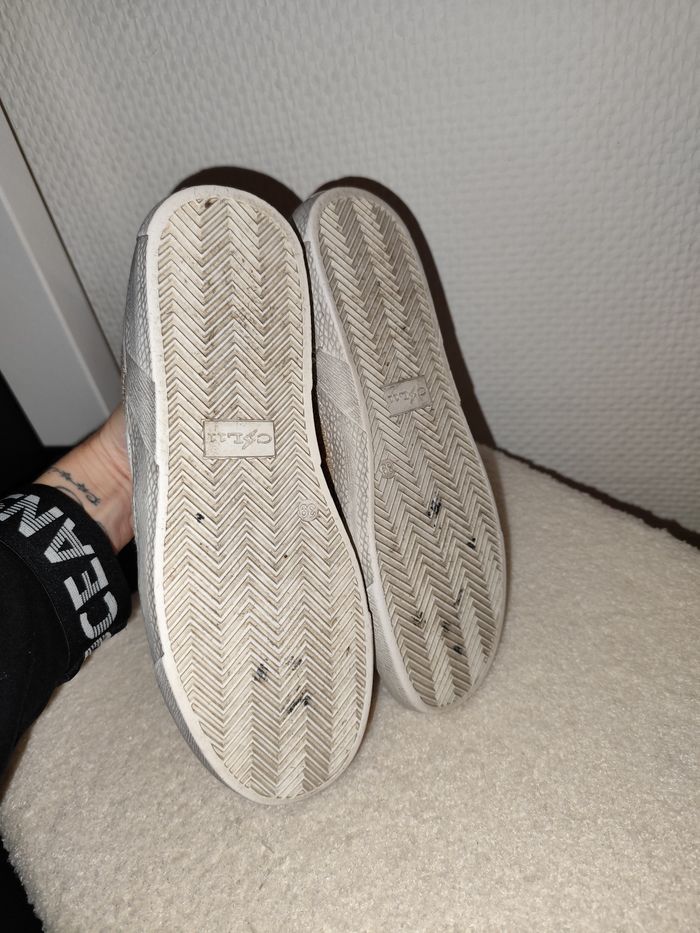 Baskets doré - photo numéro 4