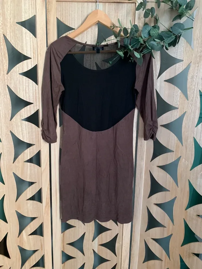Robe hiver moulante 38 en daim - photo numéro 3
