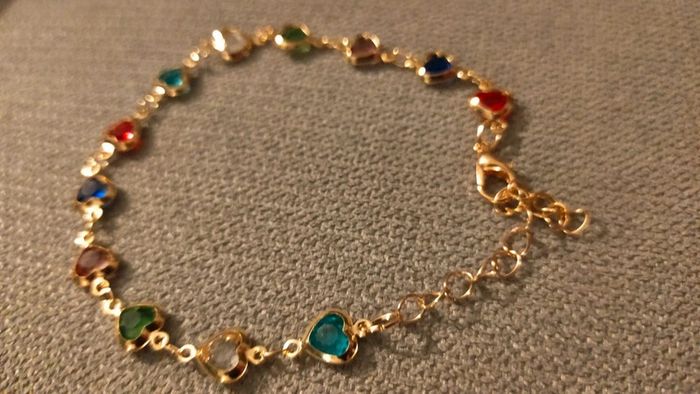 Bracelet doré avec cœurs multicolores - femme - photo numéro 4