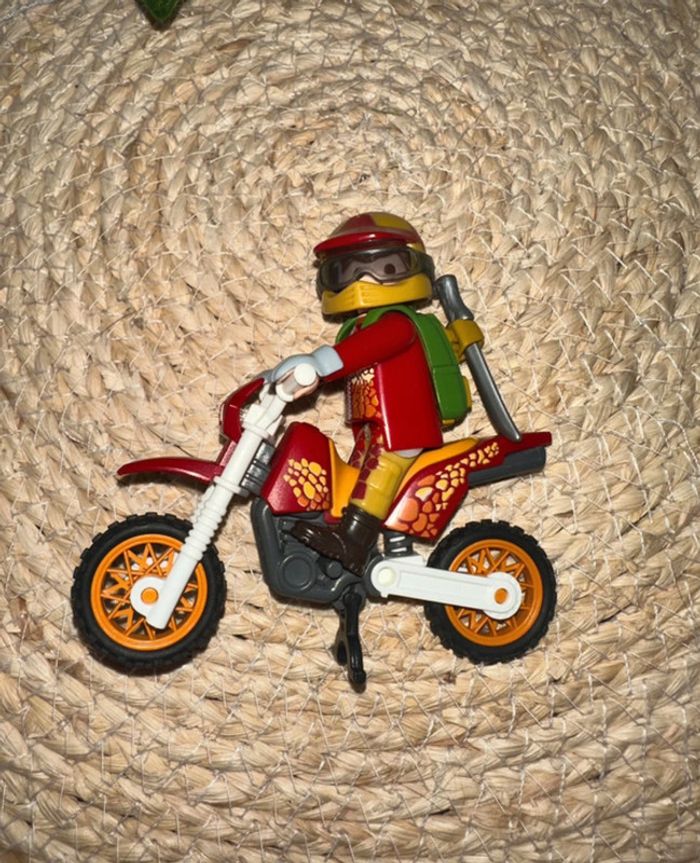 Playmobil 9431 – Pilote de moto + Raptor - photo numéro 4