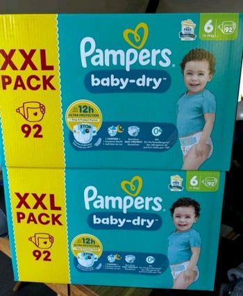 Lot de 2 cartons xxl Pampers taille 6