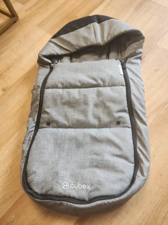 cocoon cybex neuf