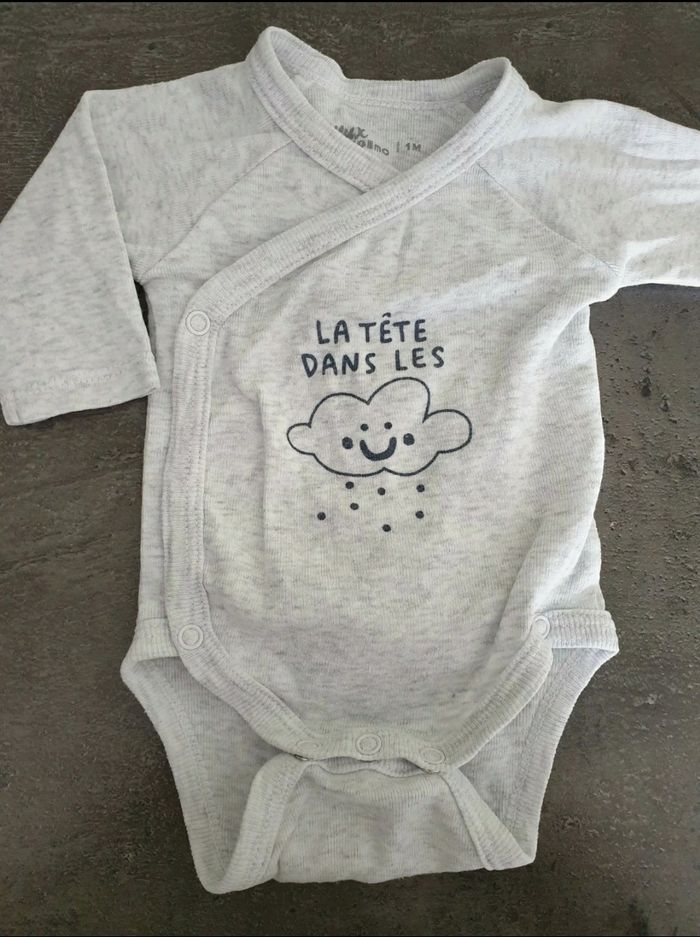 Lot de 11 bodys - photo numéro 2