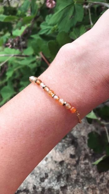 Bracelet ajustable pierres oranges