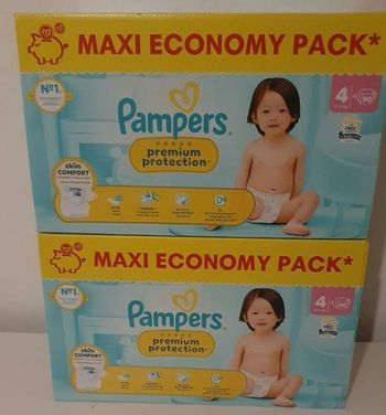 Couches pampers taille 4