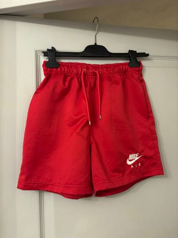 Short de sport Nike XS