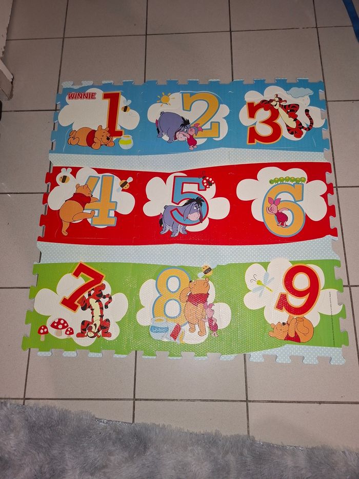 Tapis enfants mousse Winnie L'ourson neuf