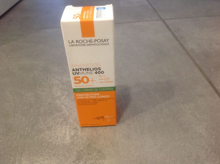 La Roche-Posay Anthelios gel-crème oil control 50+ - photo numéro 2
