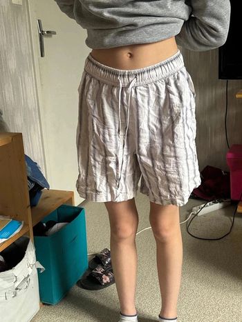 Short à rayure taille 42 marque tissaia