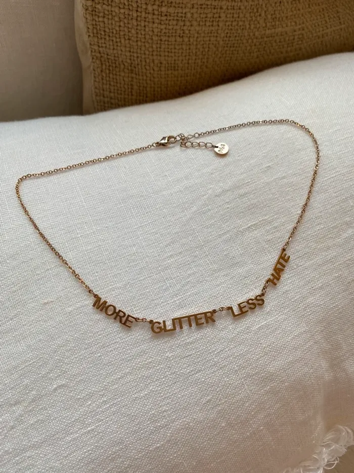 Petit collier Pull &Bear