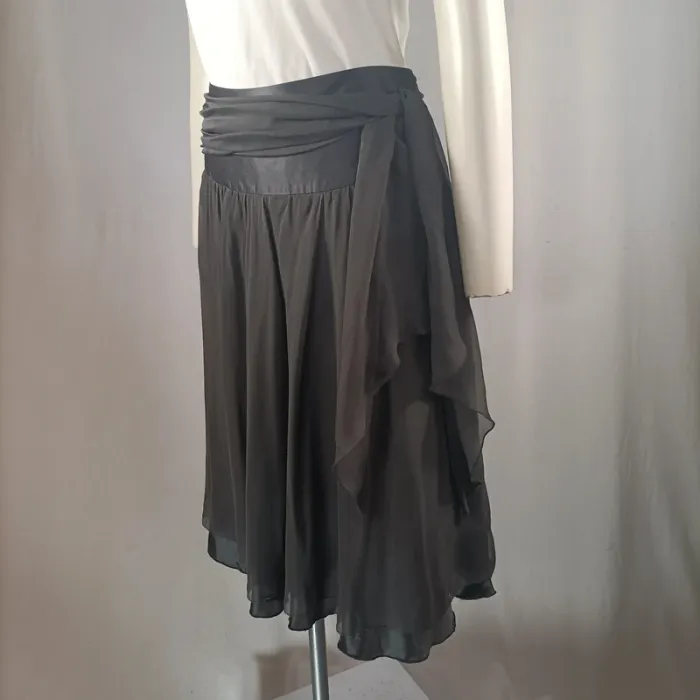 Jupe midi noire Massimo Dutti fluide drapée taille haute Taille 38 A1194 - photo numéro 4