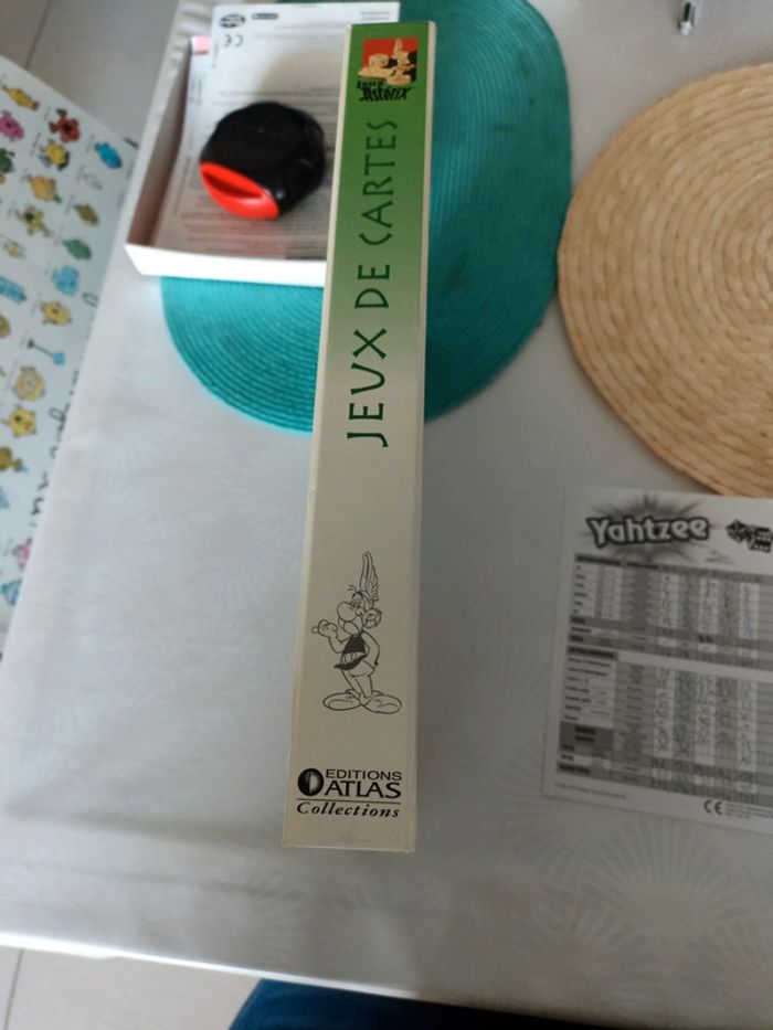 Boite jeux de cartes Astérix neuf - photo numéro 7