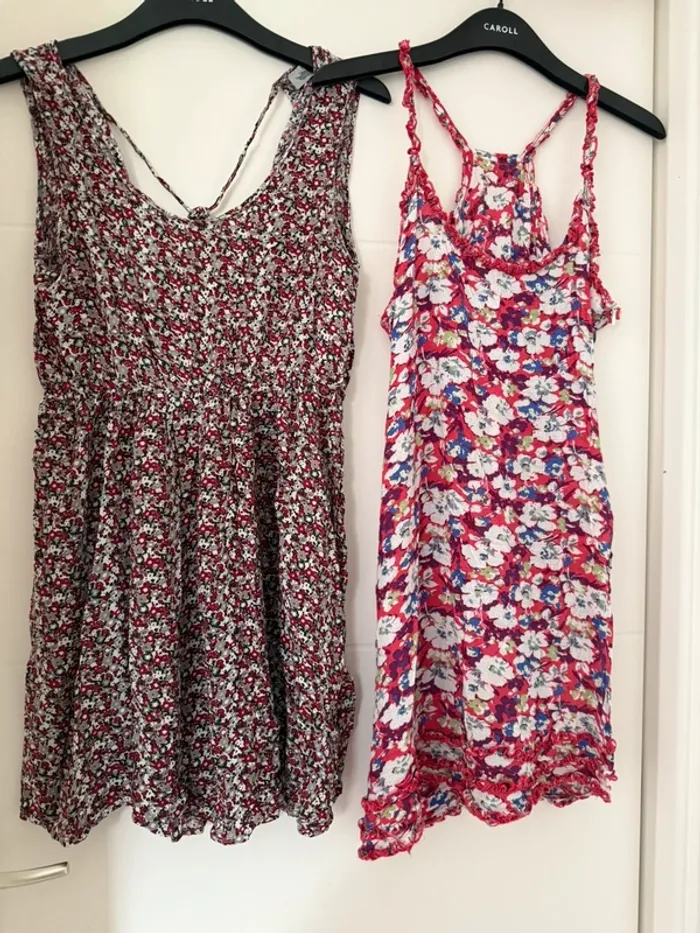 Lot de 2 robes fleuries rose rouge taille M/L It Hippie