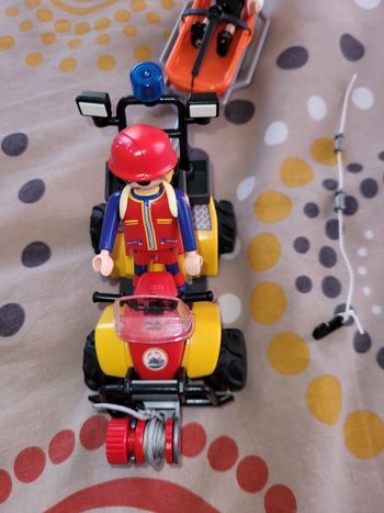Secouriste playmobil