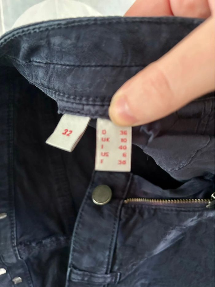 Jean skinny femme 38 / M - en très bon état - photo numéro 2