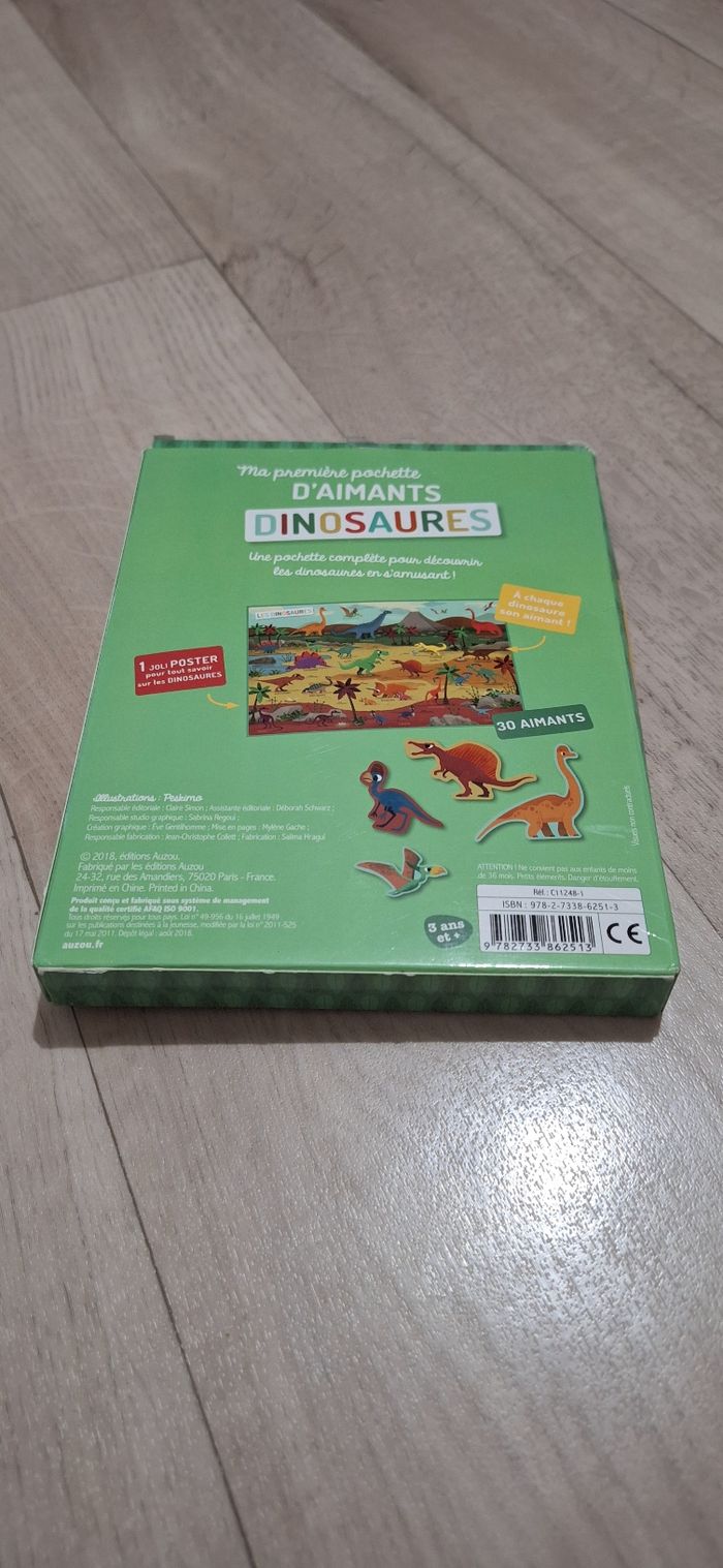 🦖 Pochette aimantée dinosaures – 30 aimants + poster – 3 ans et + - photo numéro 2