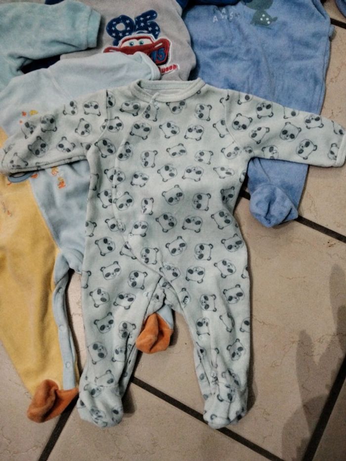Lot de 5 pyjamas - photo numéro 2