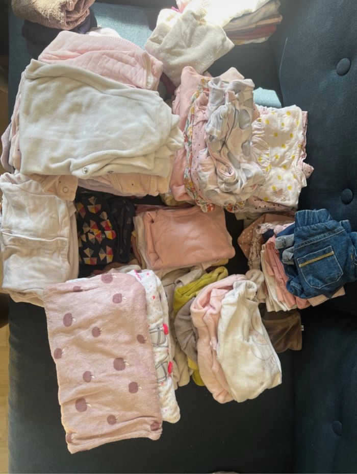 Lot vêtements fille 1 mois