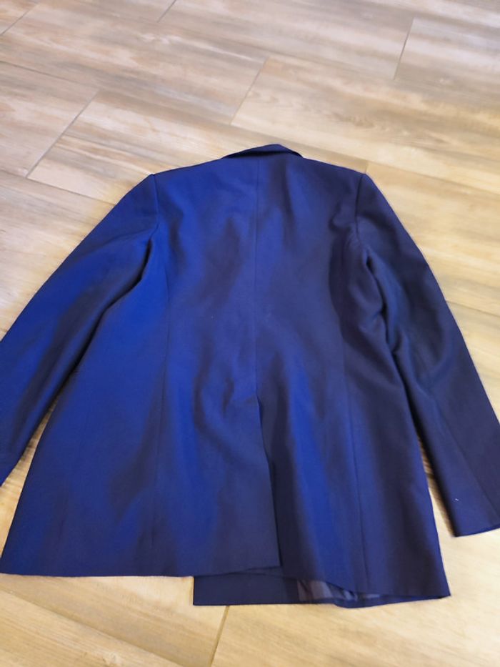 Blazer bleu marine avec bouton doré avec épaulettes Amy Lynn Taille M - photo numéro 5