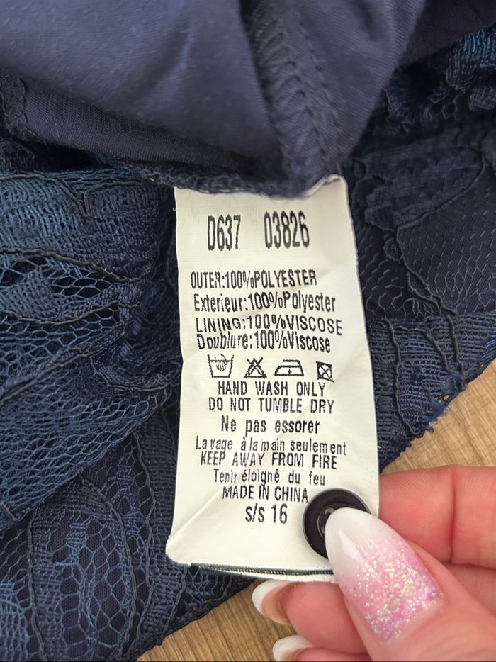 Robe bleue marine neuve en dentelle AX Paris taille US 10 - photo numéro 10