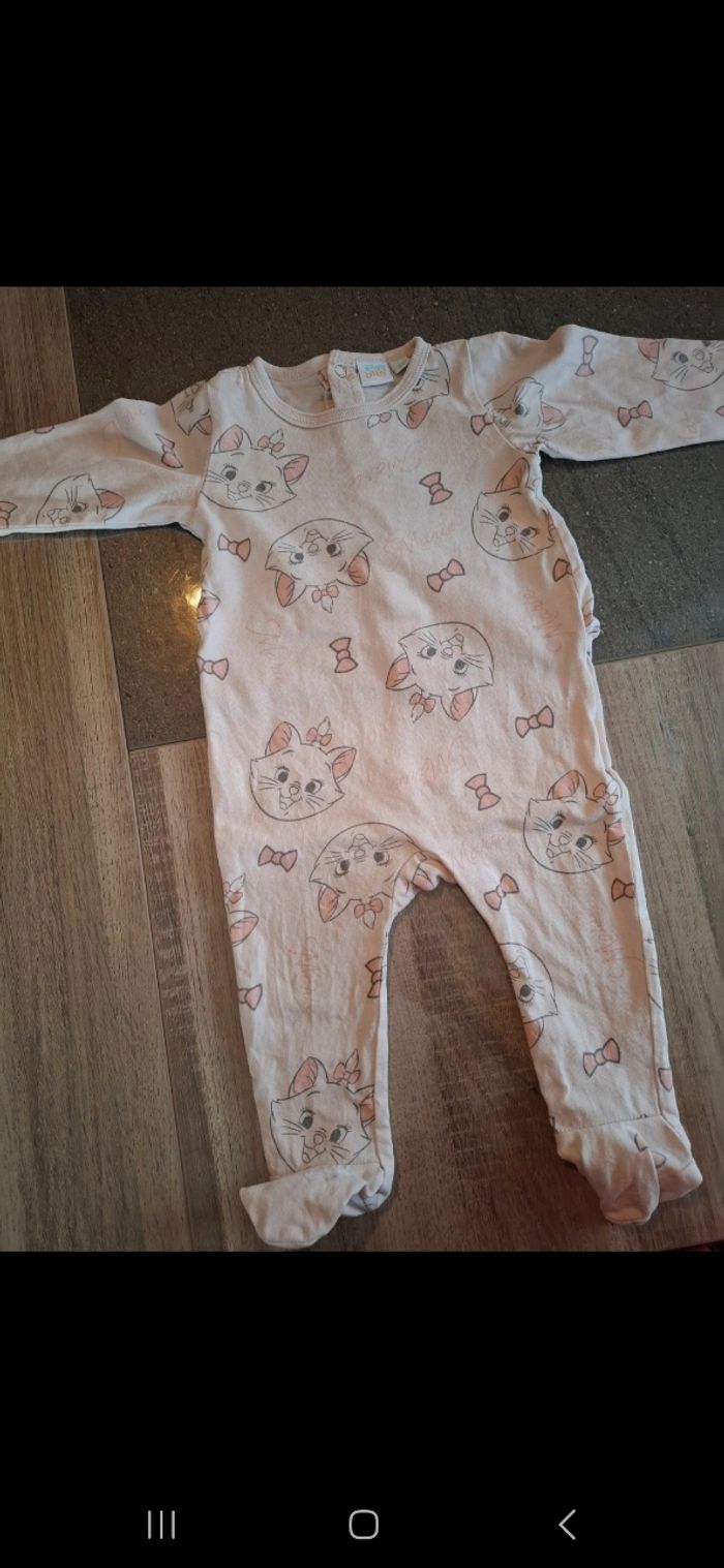 Pyjamas - photo numéro 2
